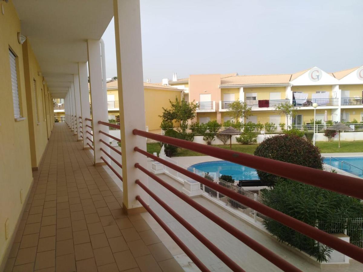 Salgados Sea View Apartment Албуфейра Экстерьер фото